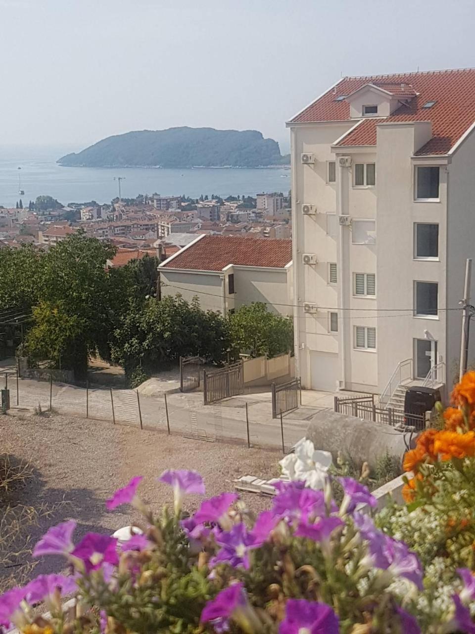 Djordjevic Hotel Budva Bagian luar foto